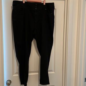 Black, high rise, super stretch skinny Jean.